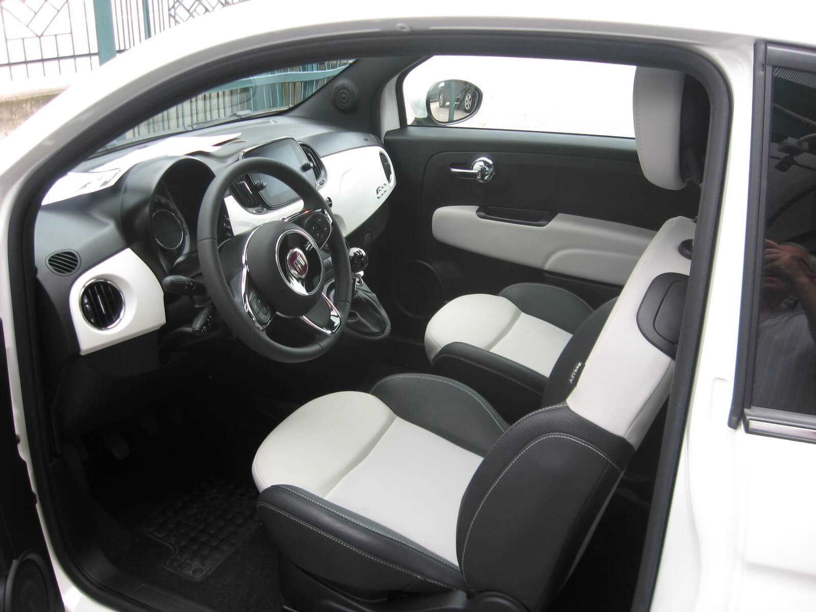 Fiat 500 1.0 Hybrid 2024